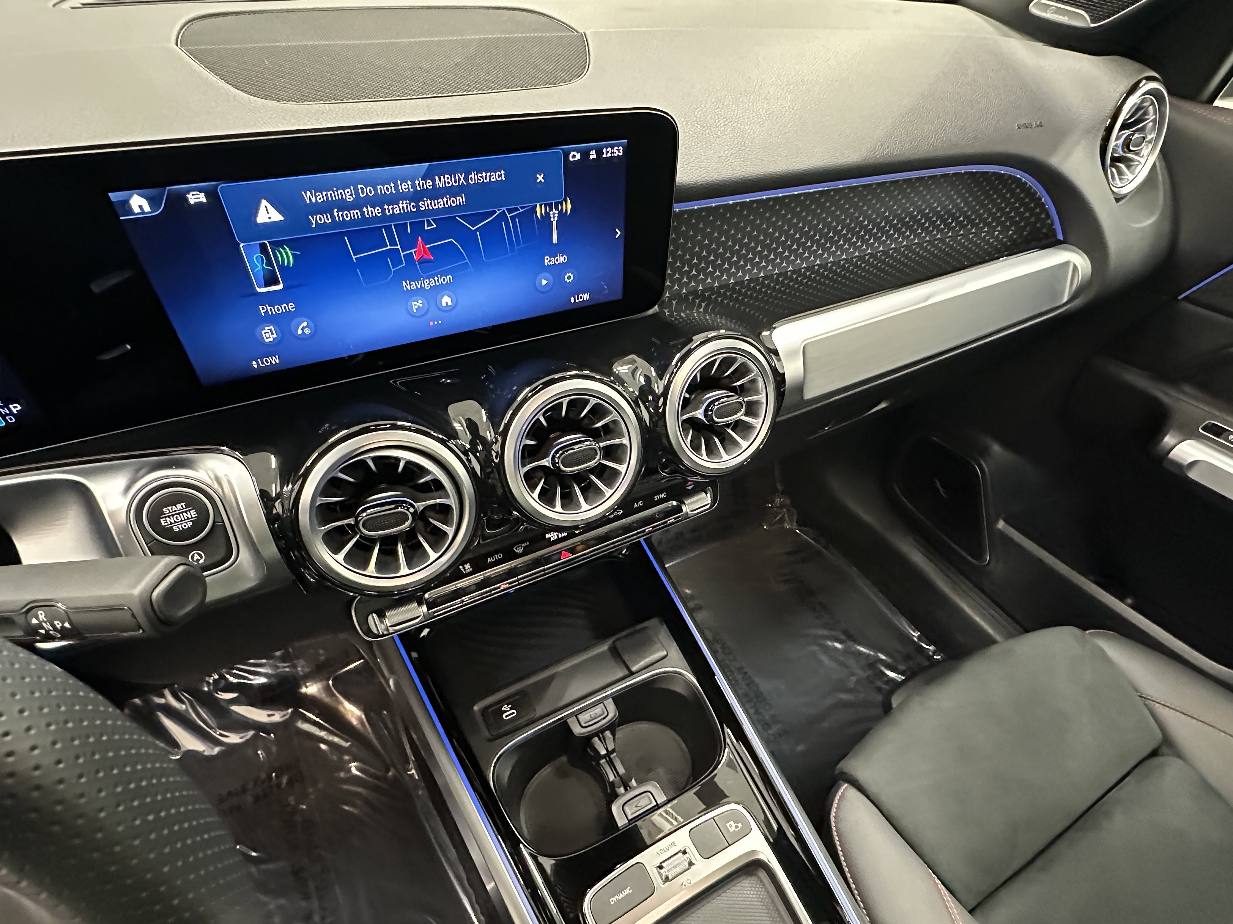 2024 Mercedes Benz GLB 250 photo 17