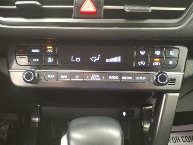 2024 Kia Seltos EX photo 19