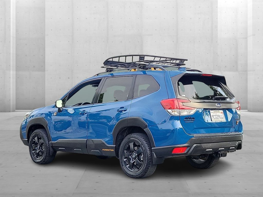2022 Subaru Forester Wilderness photo 2