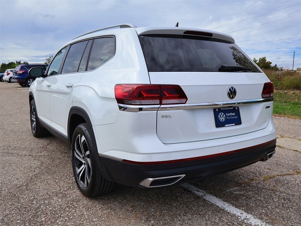 2022 Volkswagen Atlas SEL photo 2