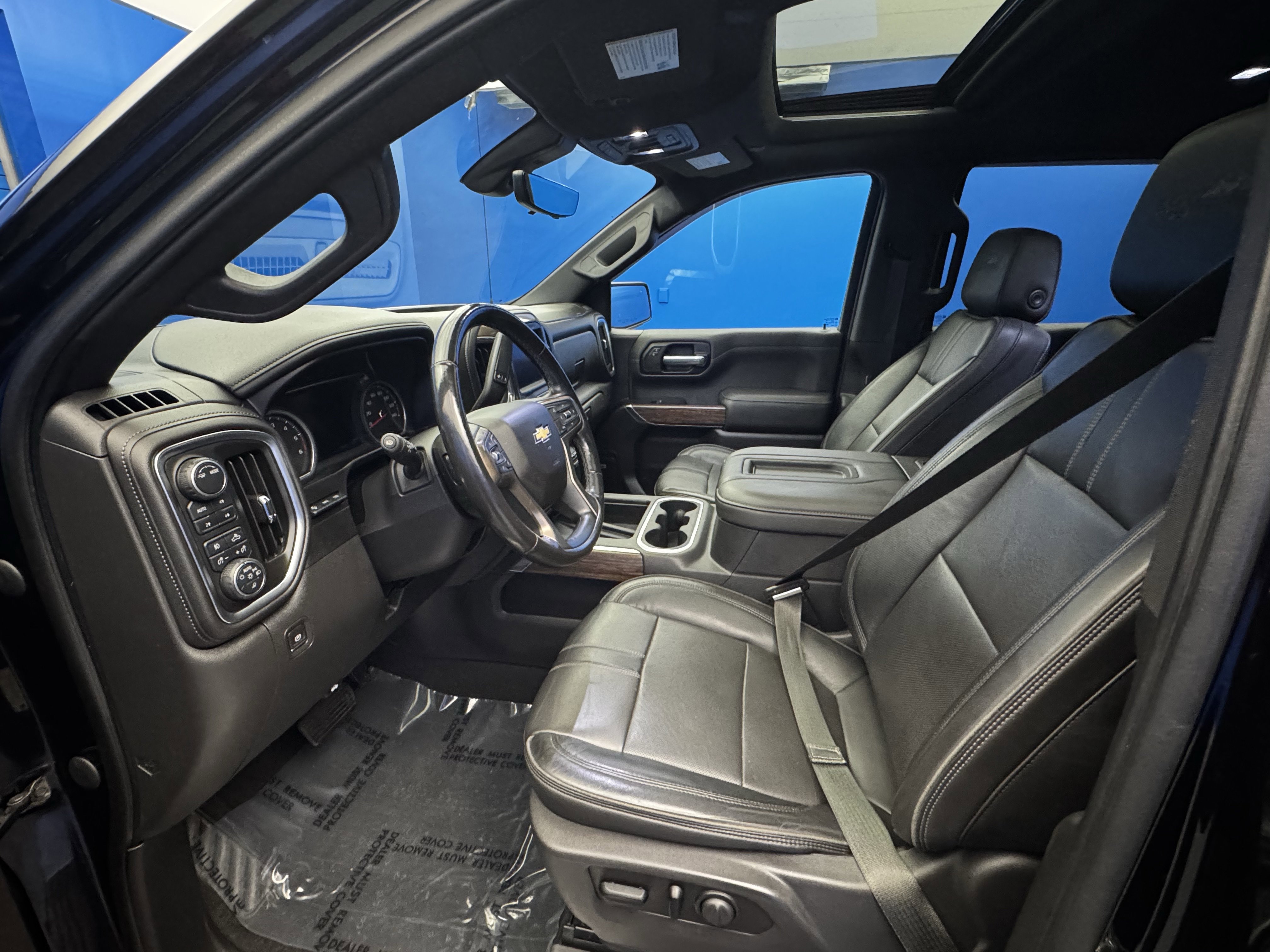 2020 Chevrolet Silverado 1500 High Country photo 3