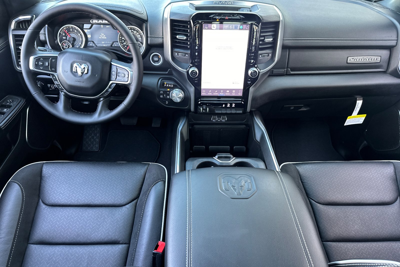 2025 Ram 1500 Laramie photo 10