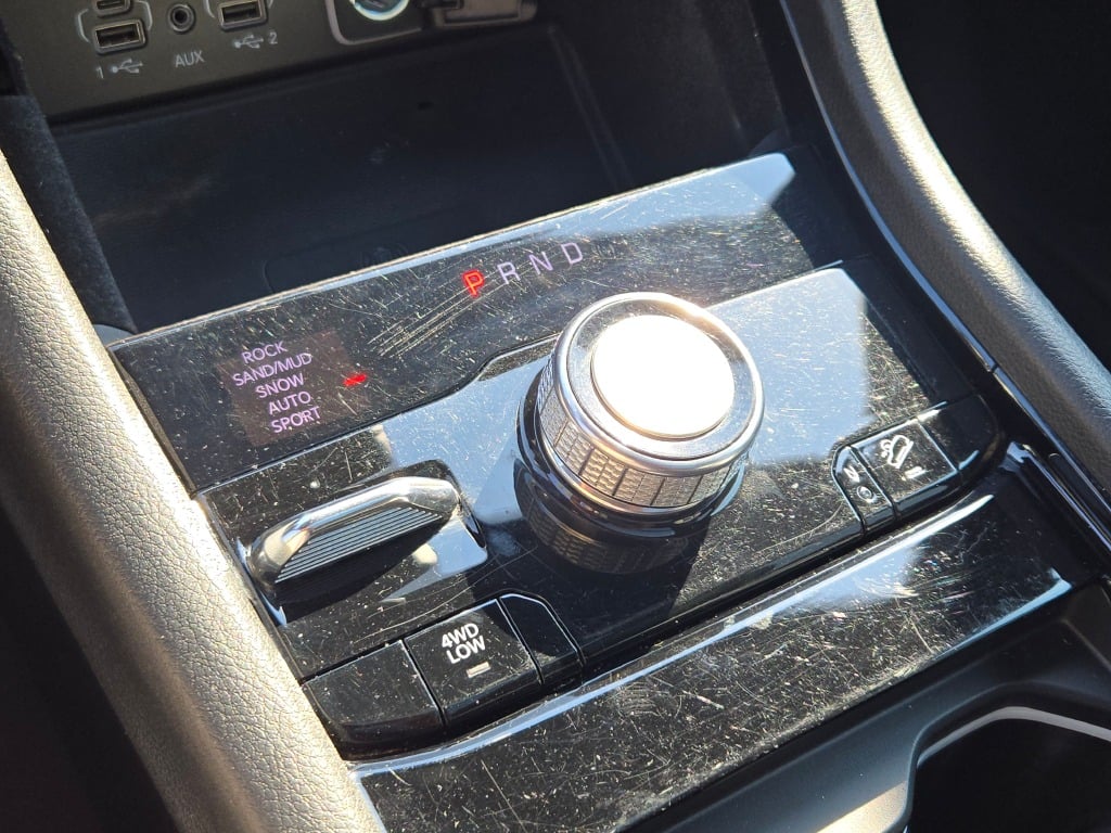2021 Jeep Grand Cherokee Overland photo 26