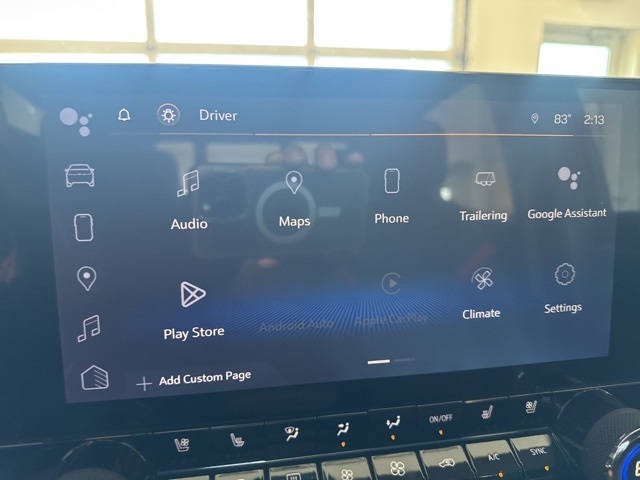 2023 Chevrolet Colorado Z71 photo 2