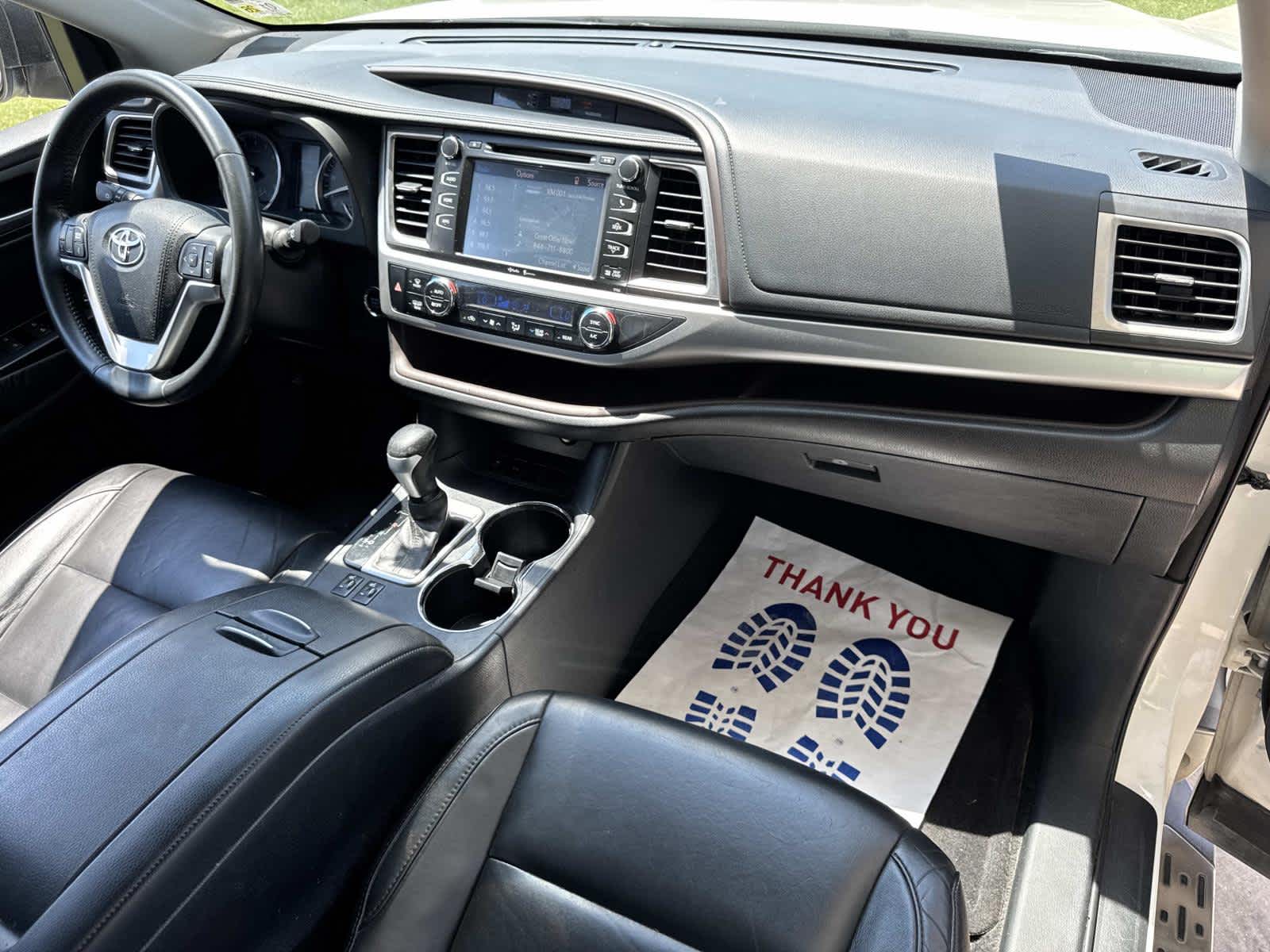 2015 Toyota Highlander XLE photo 40