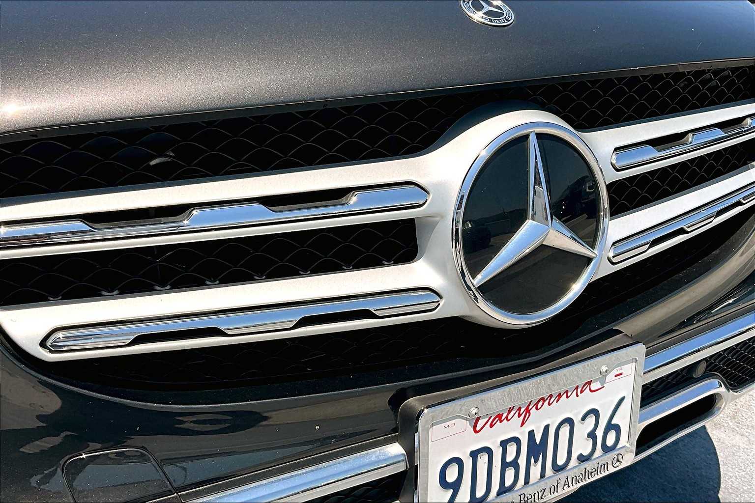 2022 Mercedes Benz GLC 300 photo 29