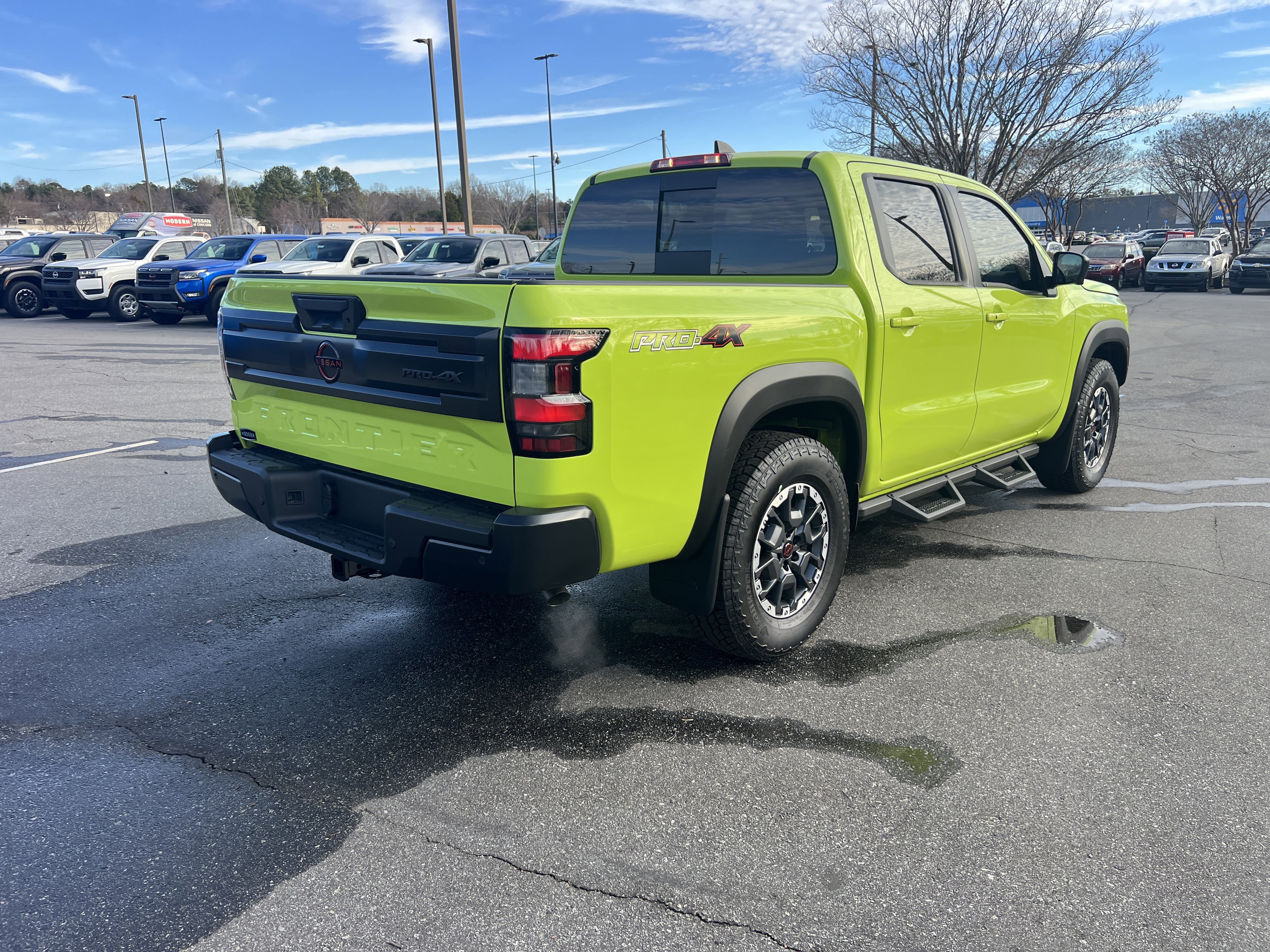 2026 Nissan Frontier PRO-4X's photo