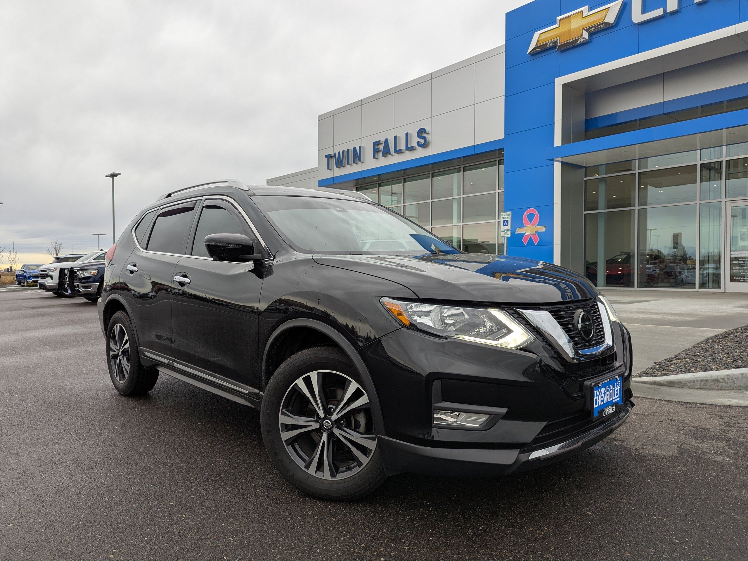 2018 Nissan Rogue SL's photo