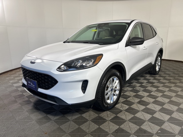 2022 Ford Escape SE photo 3