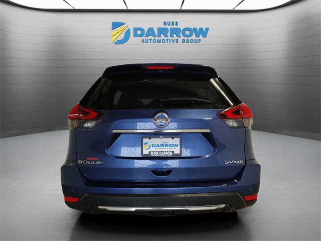 2019 Nissan Rogue SV photo 4