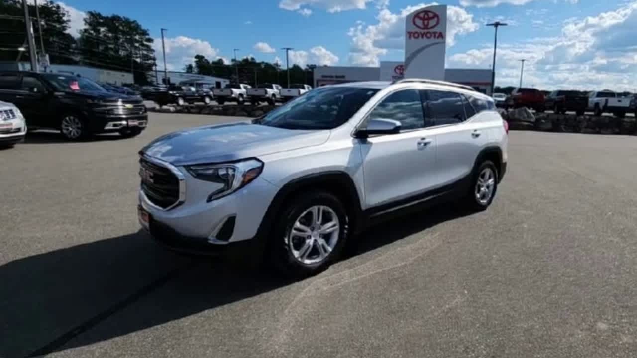 2020 Gmc Terrain SLE photo 2