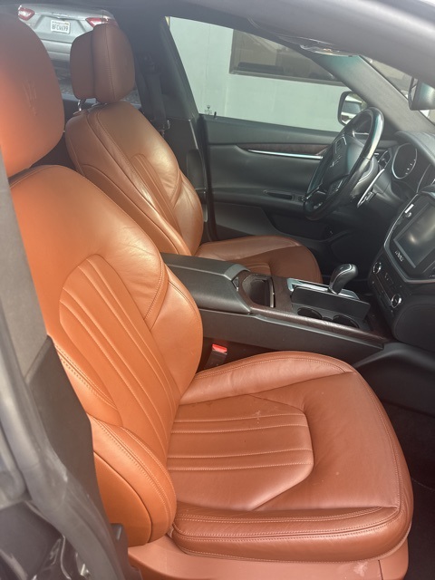 2014 Maserati Ghibli Base photo 4