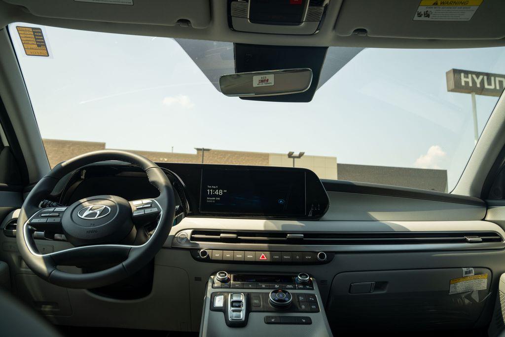 2026 Hyundai Palisade SEL photo 17