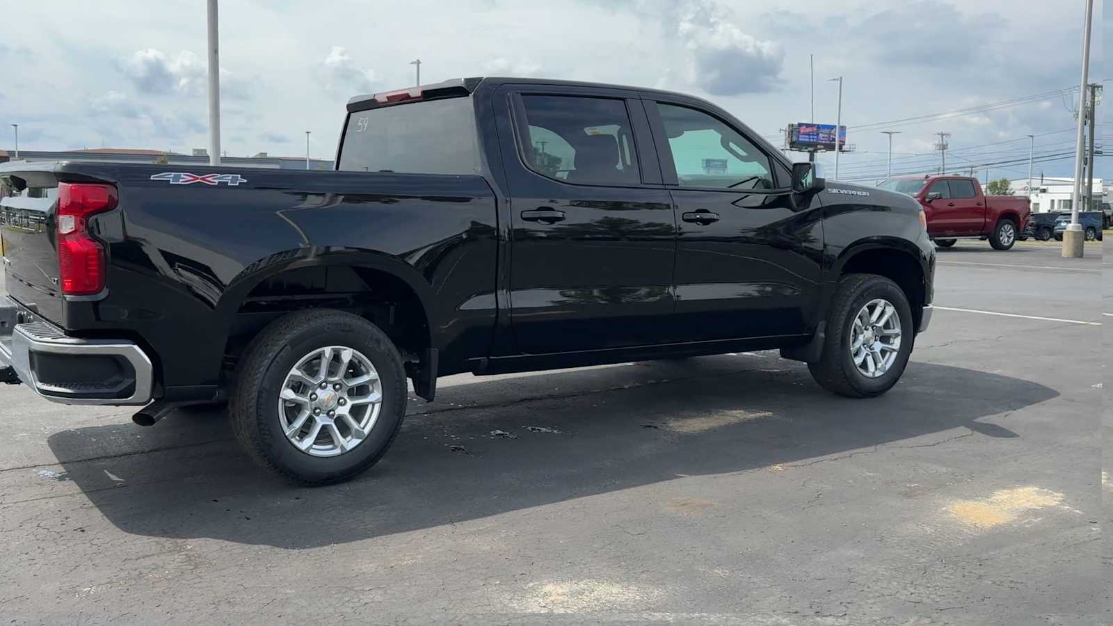 2026 Chevrolet Silverado 1500 LT photo 7