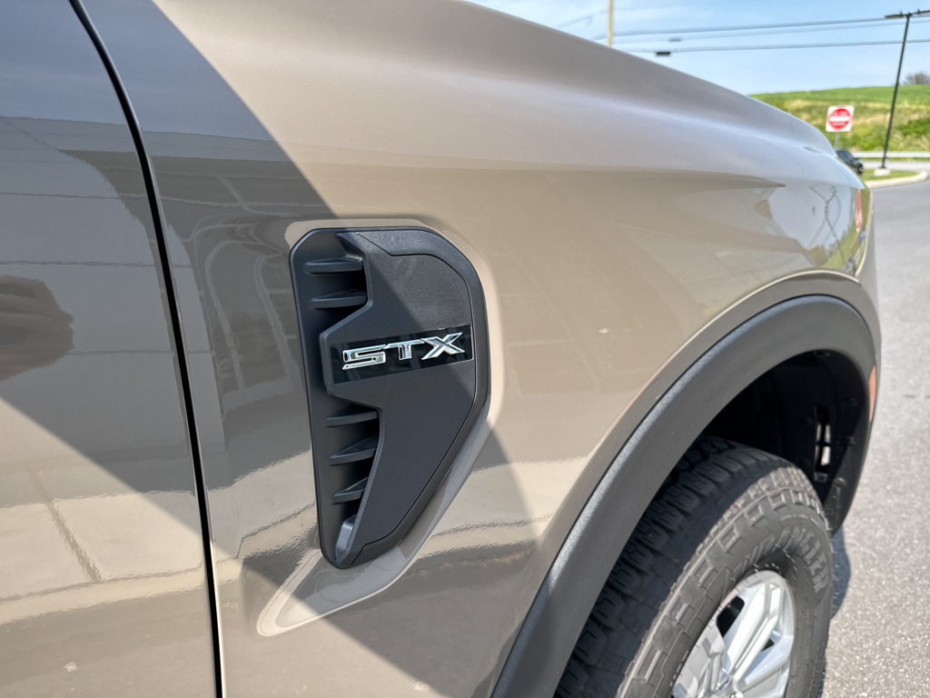 2025 Ford Ranger XL photo 17