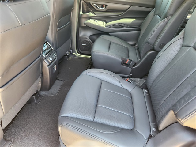 2025 Subaru Ascent Onyx Edition Touring photo 21