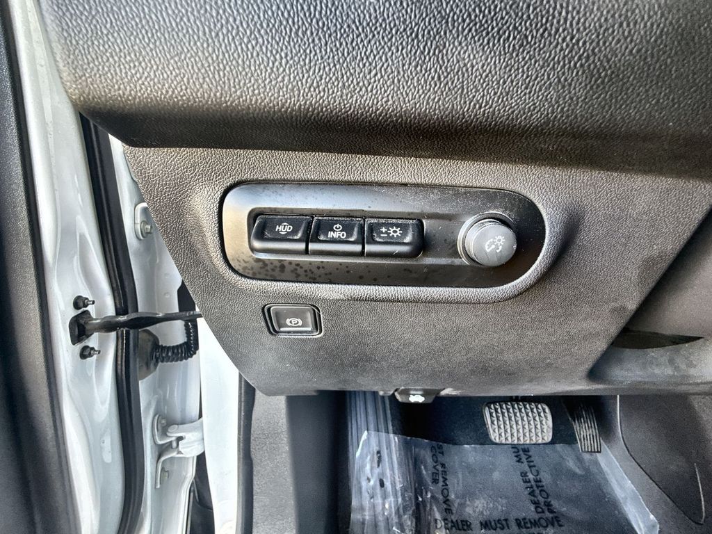 2022 Gmc Terrain SLT photo 17
