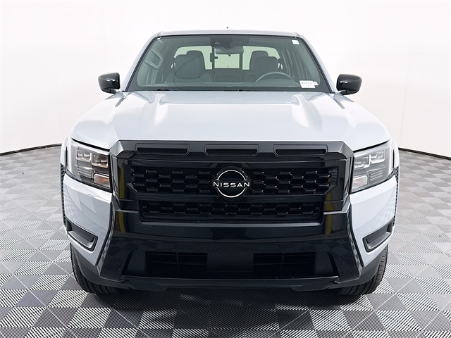 2026 Nissan Frontier SV photo 2