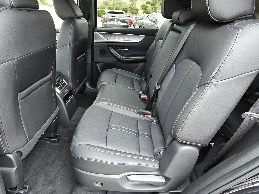 2025 Mazda CX-90 3.3 Turbo Preferred photo 12