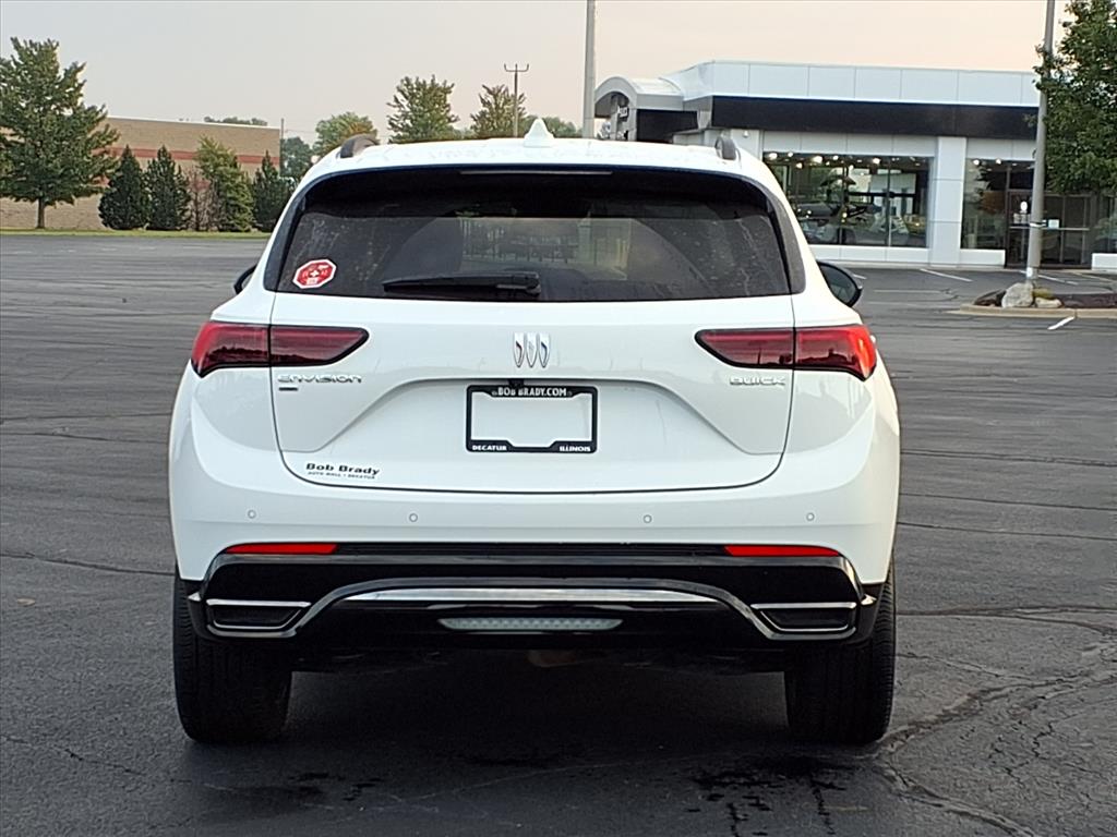 2025 Buick Envision Sport Touring photo 11