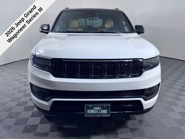 2025 Jeep Grand Wagoneer III photo 2