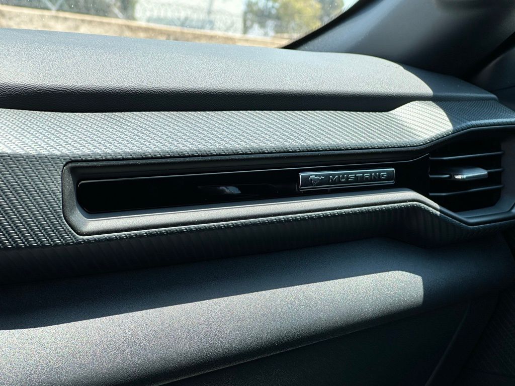 2025 Ford Mustang EcoBoost