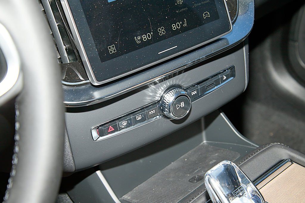 2026 VOLVO XC90 - Image 14