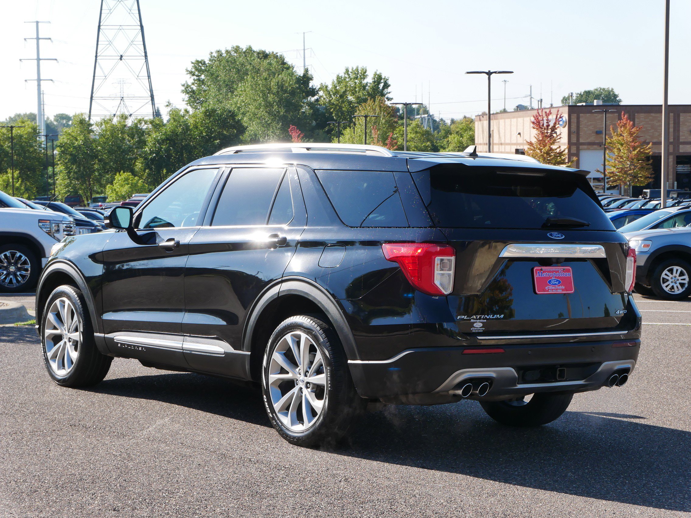 2021 Ford Explorer Platinum photo 4