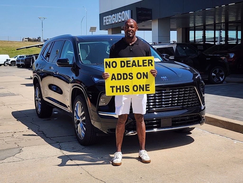 2026 Buick Enclave Avenir's photo