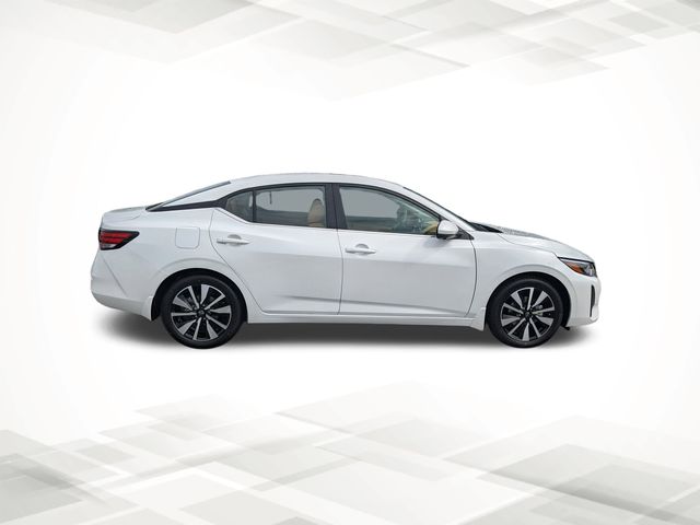 2025 Nissan Sentra SV photo 3