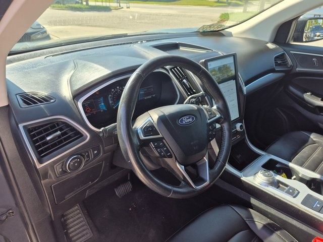 2021 Ford Edge SEL photo 10