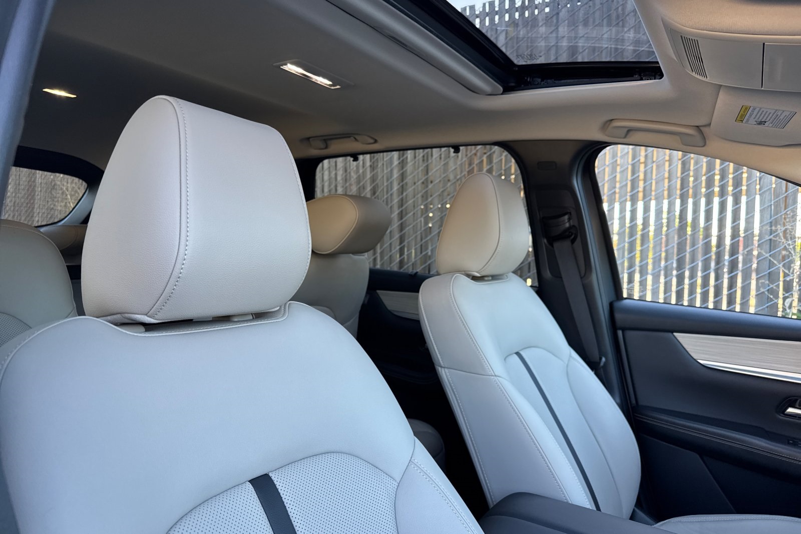 2025 Mazda CX-90 Preferred photo 16