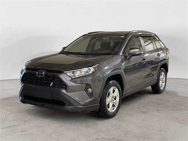 2020 Toyota RAV4 XLE's photo