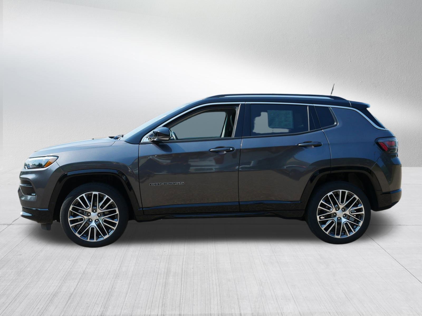 2022 Jeep Compass Limited photo 4
