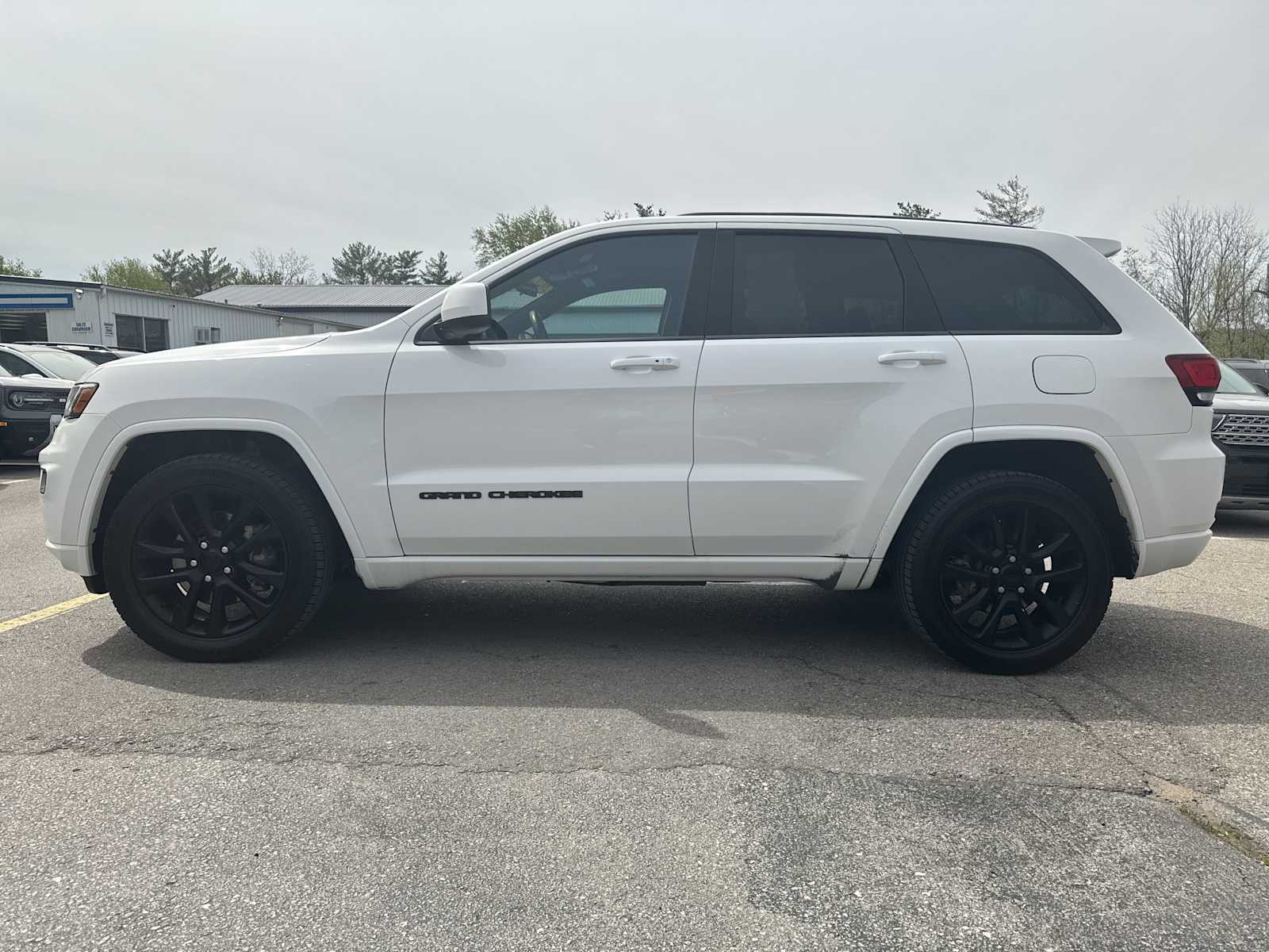 2021 Jeep Grand Cherokee Laredo X photo 7