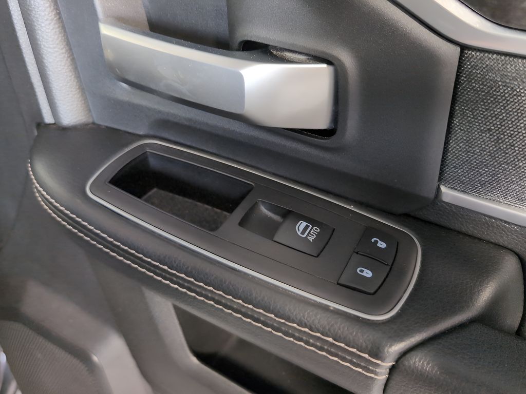 2023 Ram 2500 Big Horn photo 36