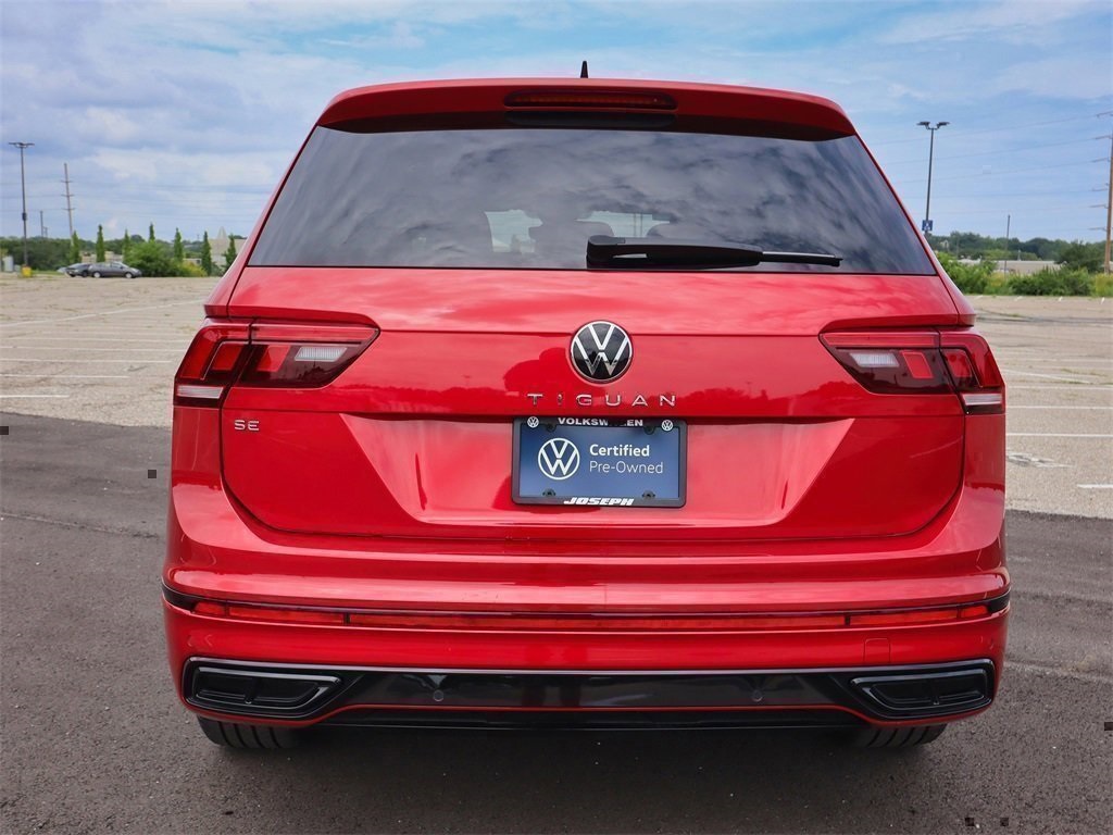 2024 Volkswagen Tiguan SE R-Line Black photo 4