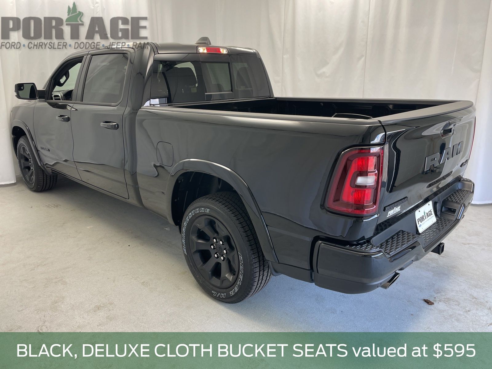 2025 Ram 1500 Big Horn Lone Star photo 3