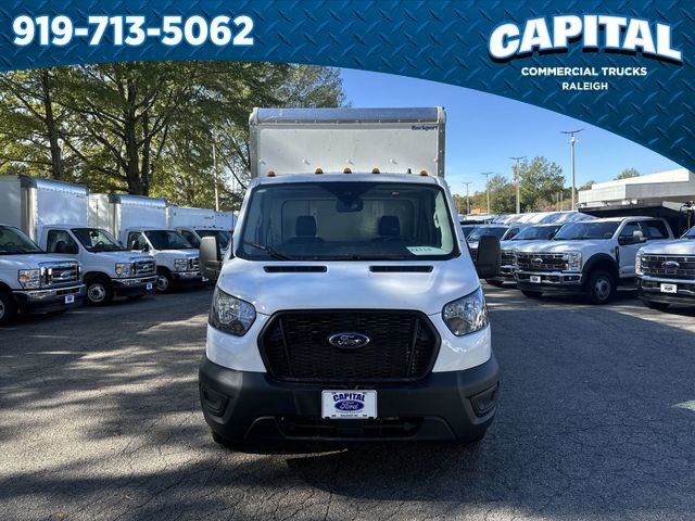2024 Ford Transit Cutaway photo 3