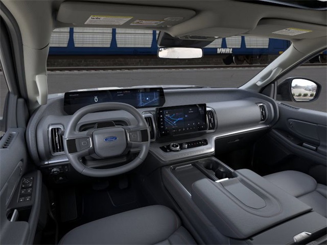 2025 Ford Expedition MAX photo 8
