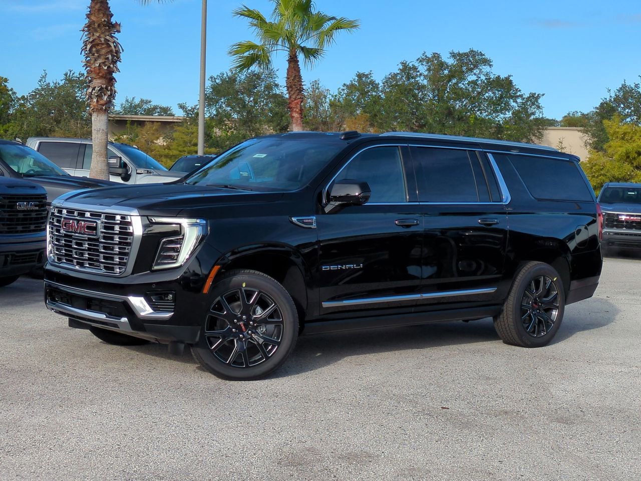 2025 GMC Yukon XL Denali's photo