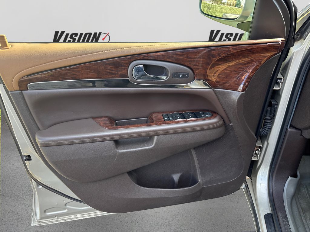 2017 Buick Enclave Leather photo 20
