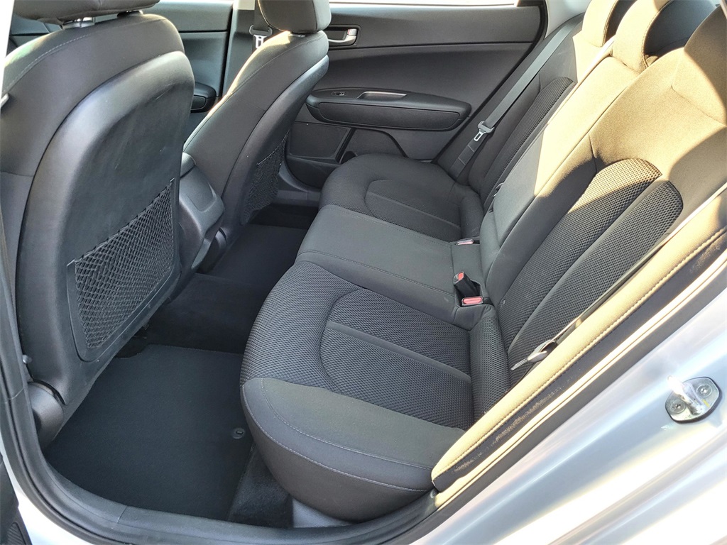 2019 Kia Optima LX photo 15