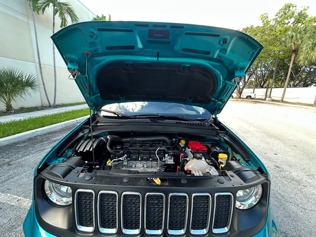 2021 Jeep Renegade Latitude photo 30