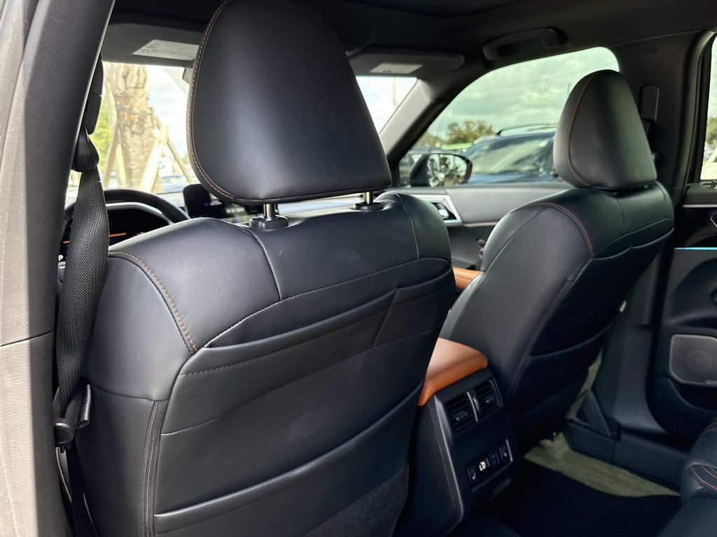 2023 Mitsubishi Outlander SEL 40th Anniversary Edition GT photo 11