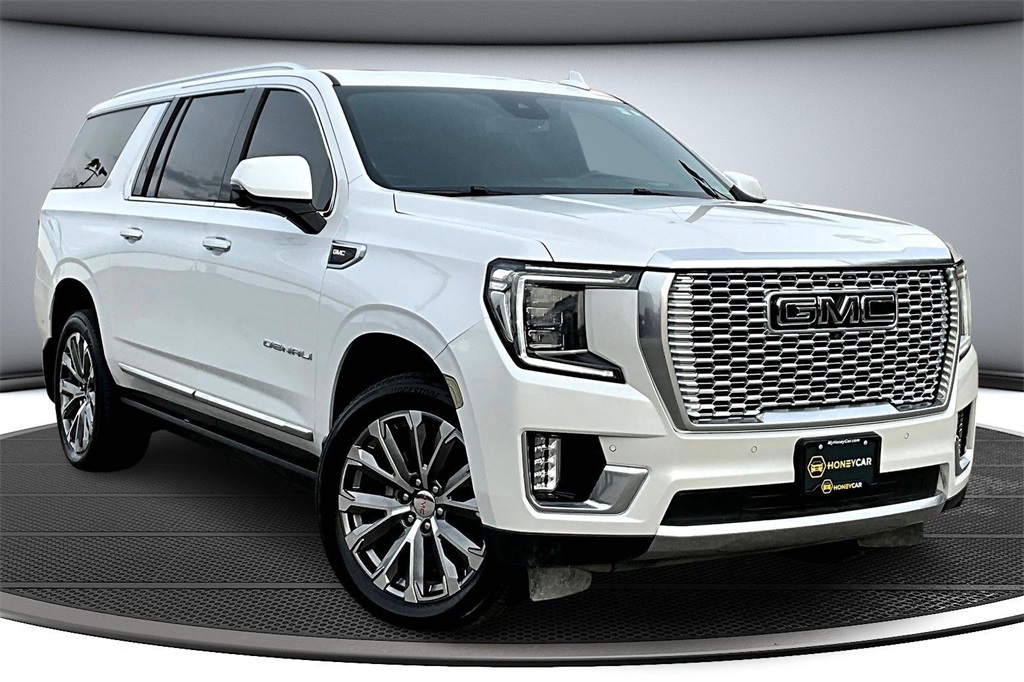 2023 GMC Yukon XL Denali's photo