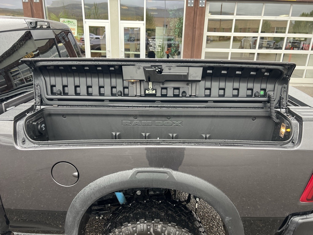 2026 Ram 2500 Power Wagon photo 10