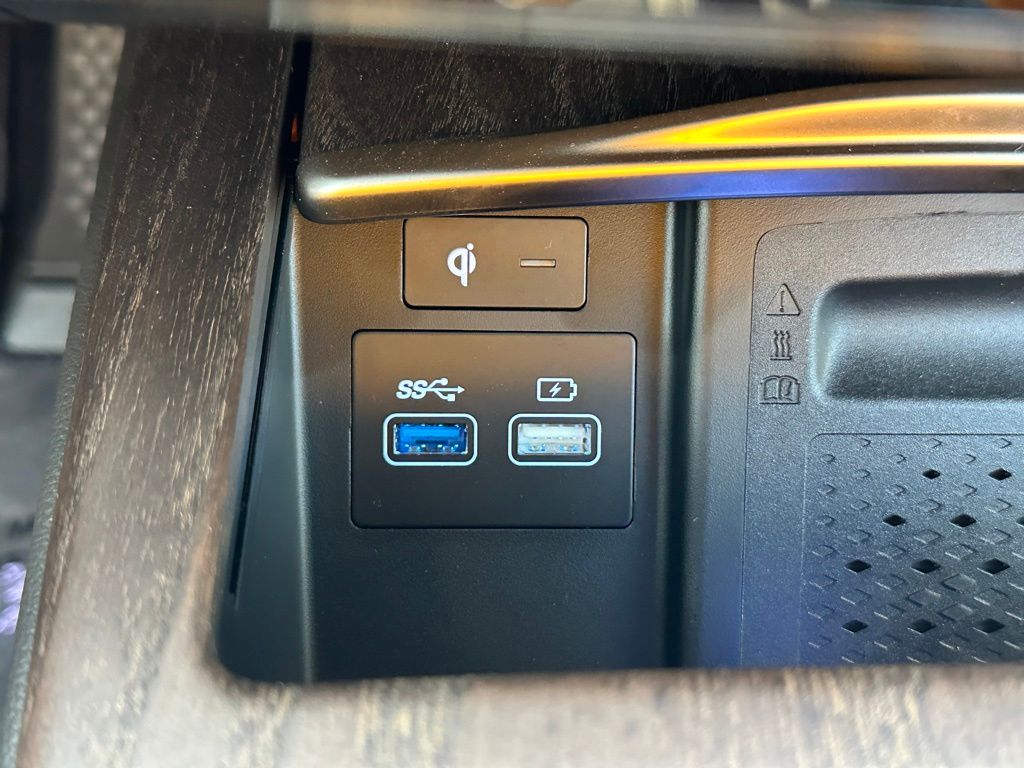 2024 Genesis Electrified G80 photo 29