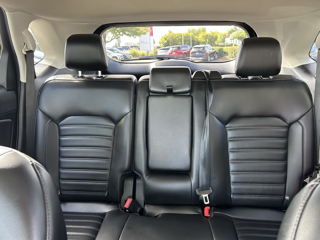2023 Ford Edge SEL photo 19