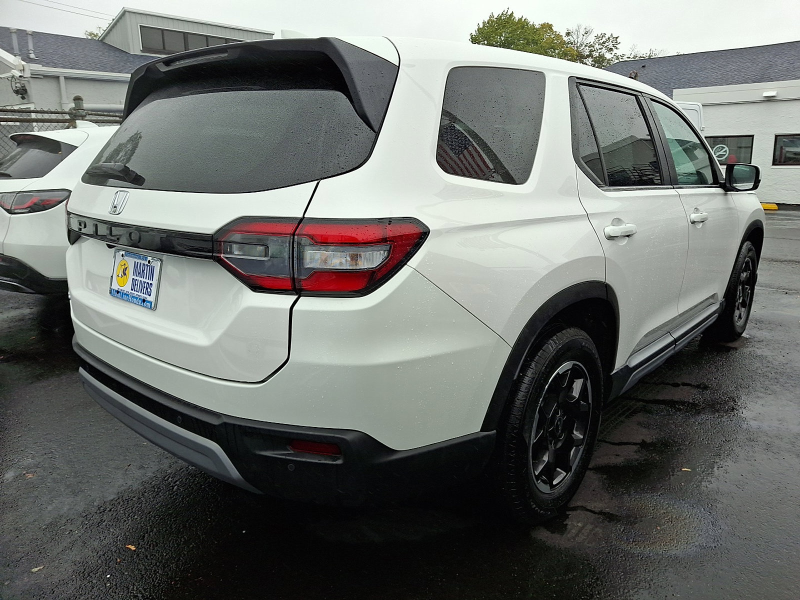 2025 Honda Pilot EX-L photo 3